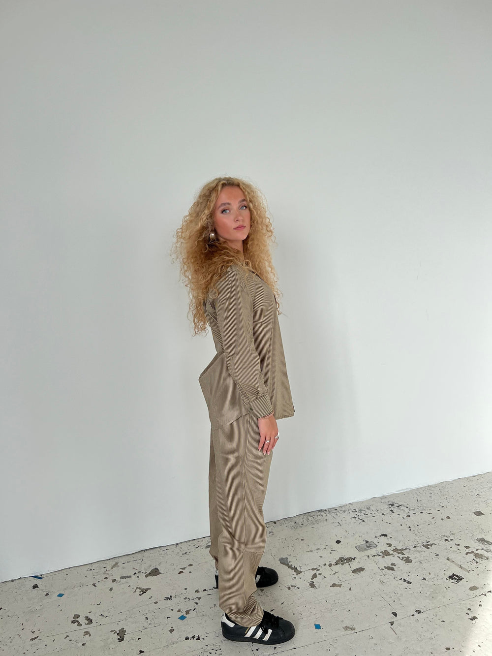 Zuri shirt with stripes - Khaki/beige