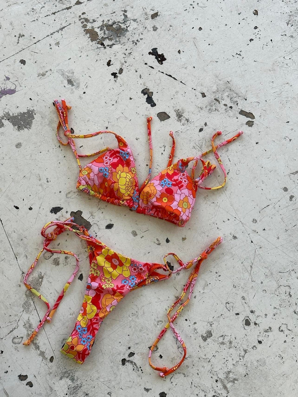 Cassia bikini