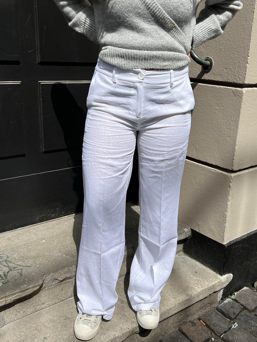 Keta suit pants in linen - White