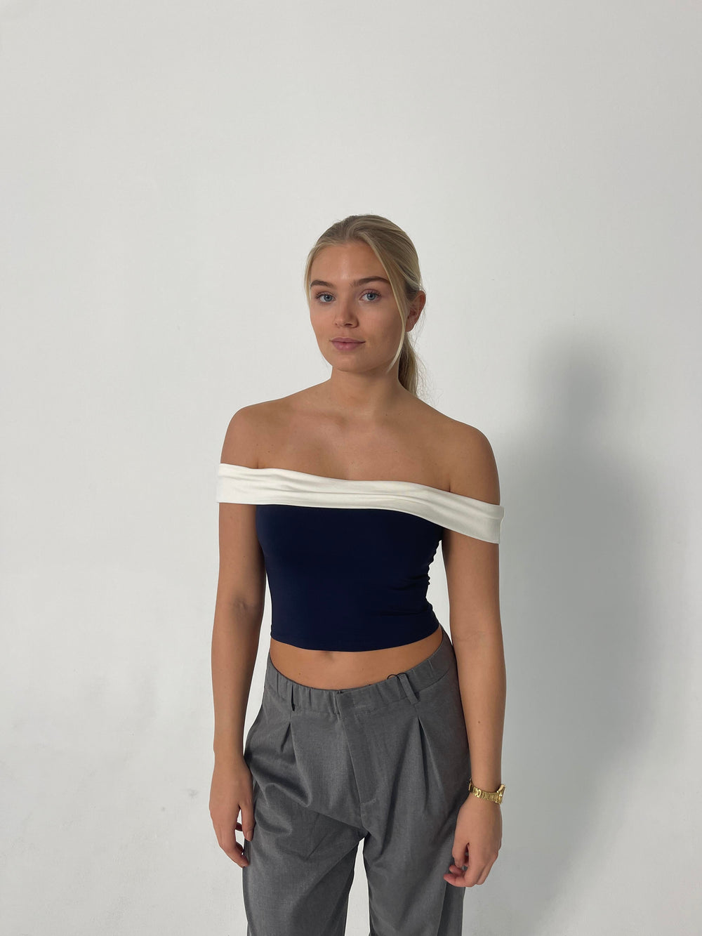Maisy off shoulder top - Navy