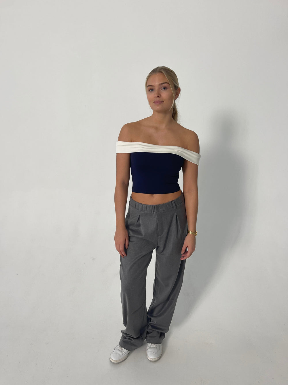 Maisy off shoulder top - Navy