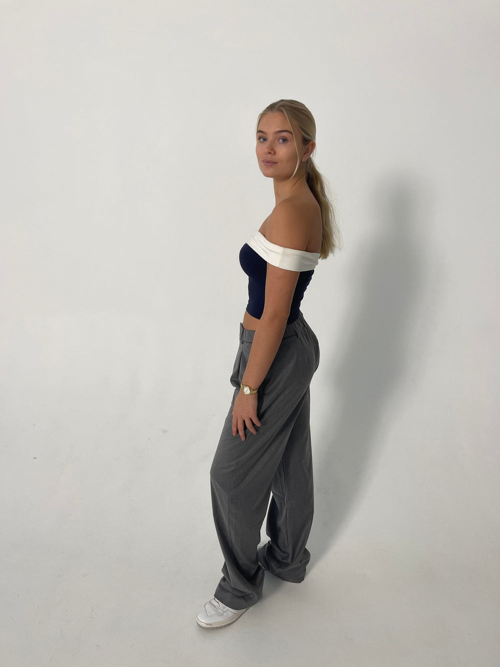 Maisy off shoulder top - Navy