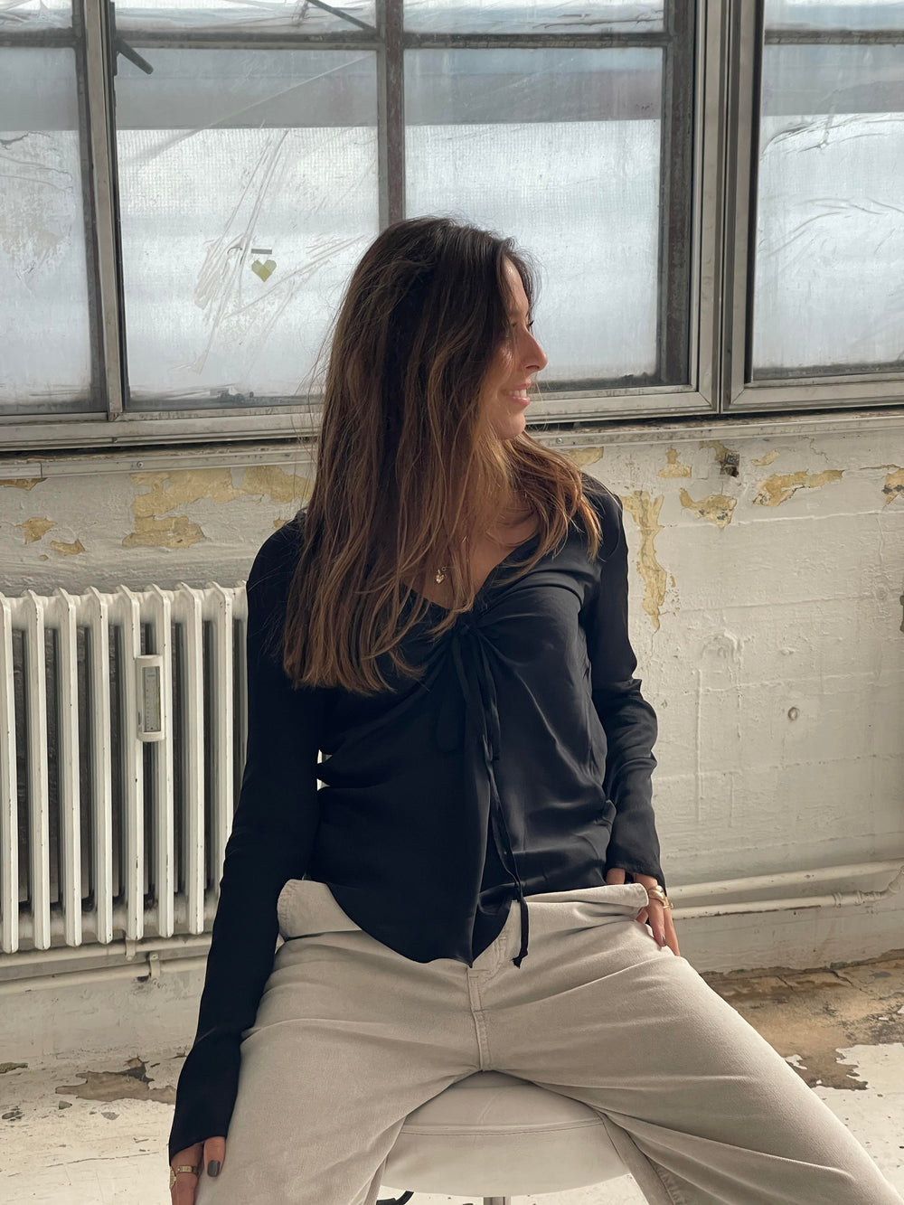 Denisi satin blouse - Black