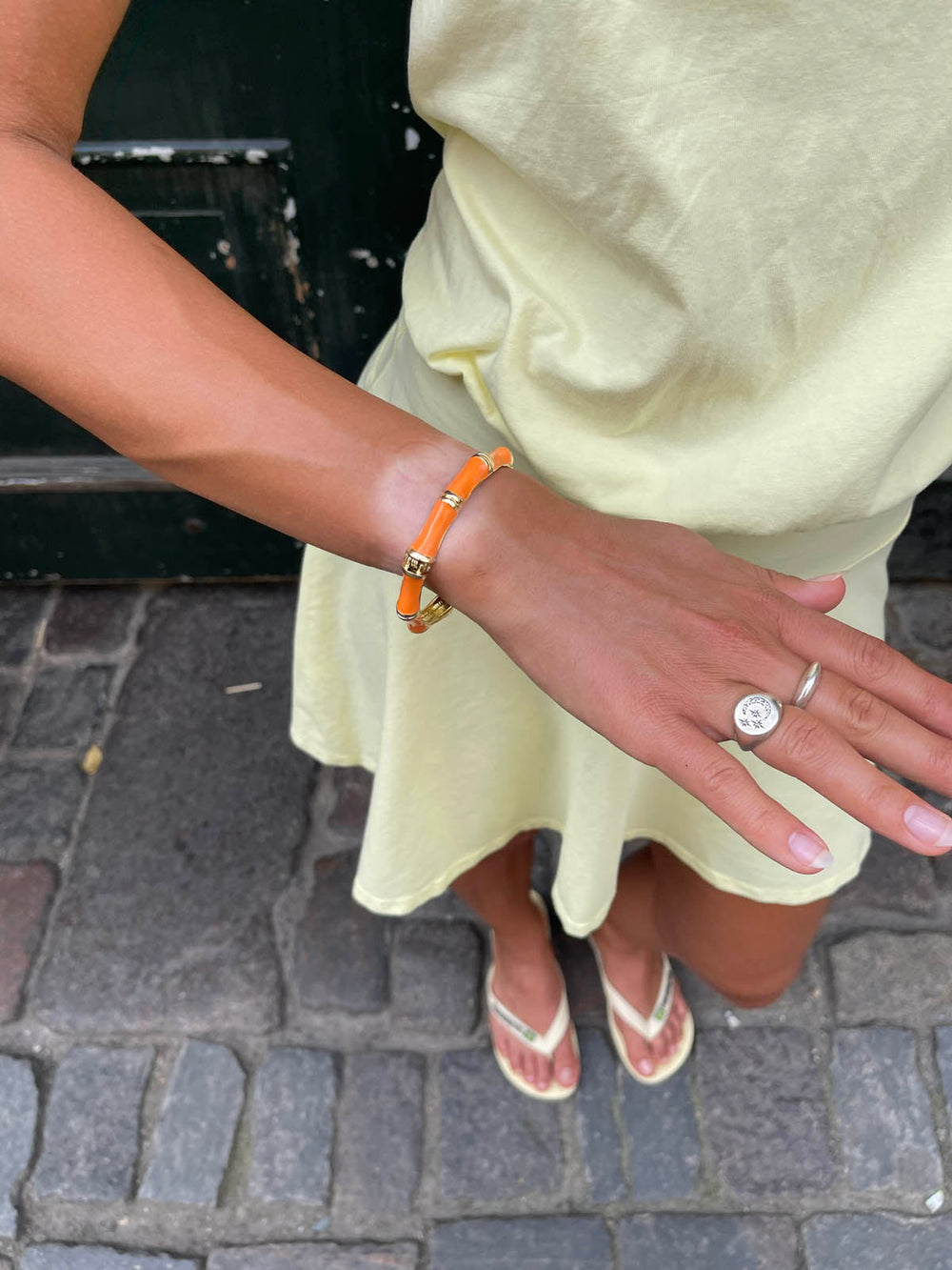 Sola bracelet with stripes – Orange/gold