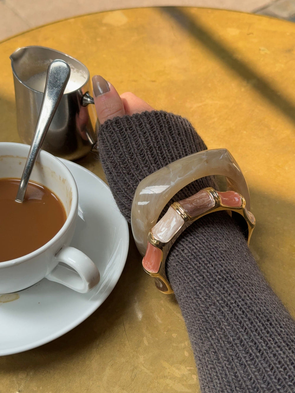 Ebony striped bangle – Coral/brown/gold/off-white