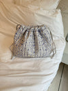 Honey large toiletry bag – White with purple seashells