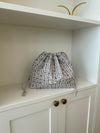 Honey large toiletry bag – White with purple seashells