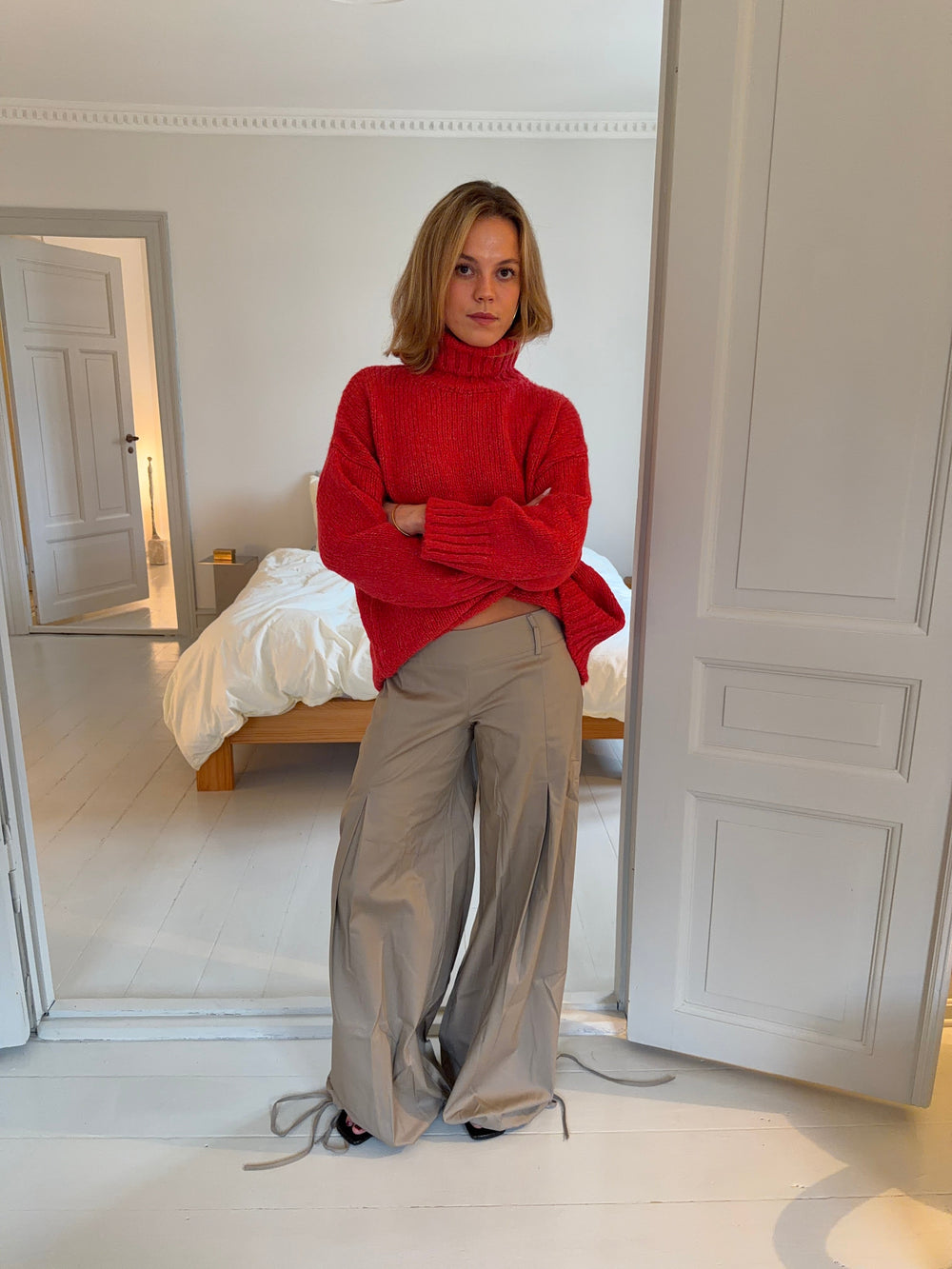 Alia Trousers - Beige