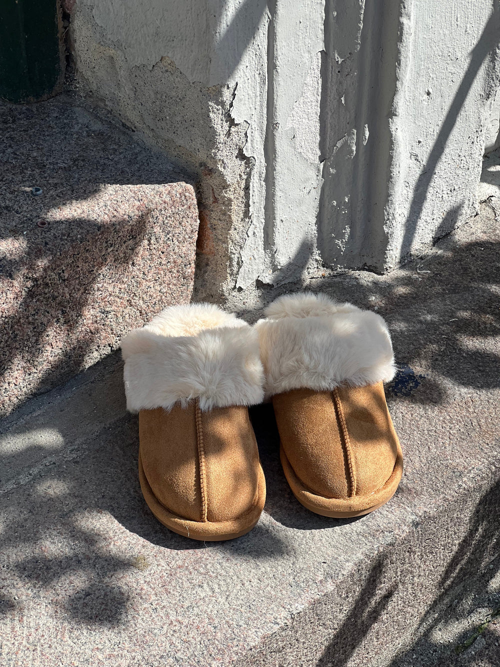 Moroni slippers - Brown