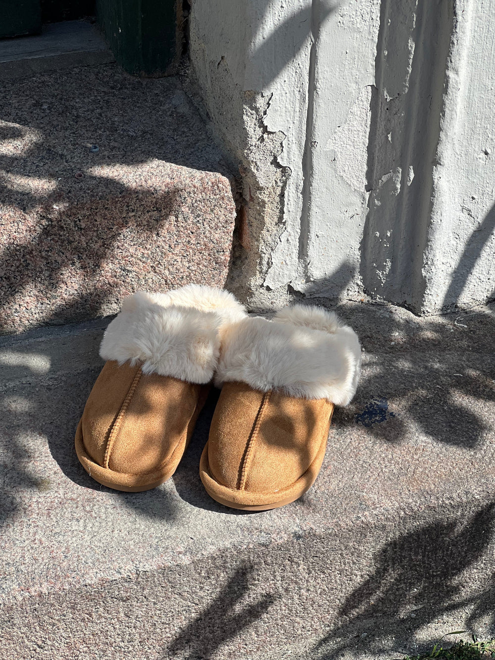 Moroni slippers - Brown