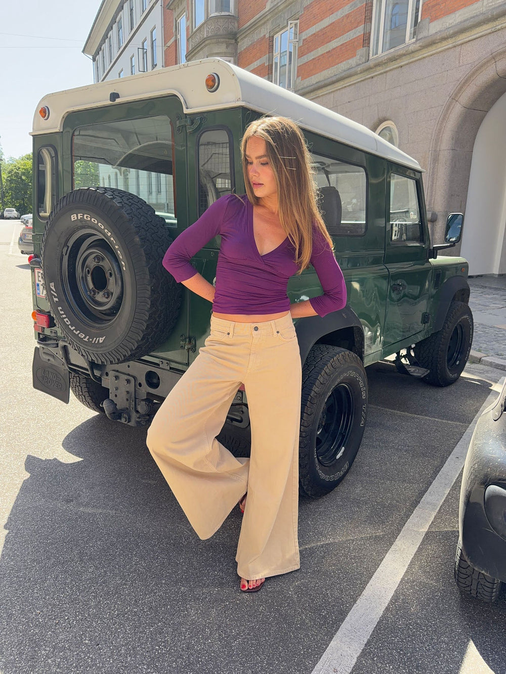 Johanne jeans with wide legs - Sand