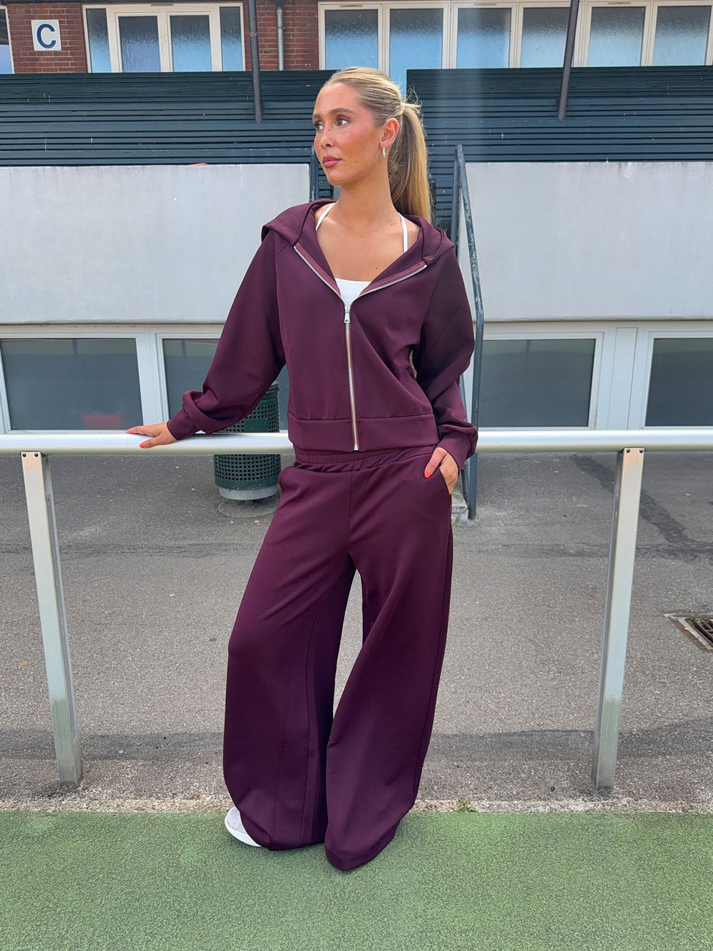 Kat sweatpants - Dark purple