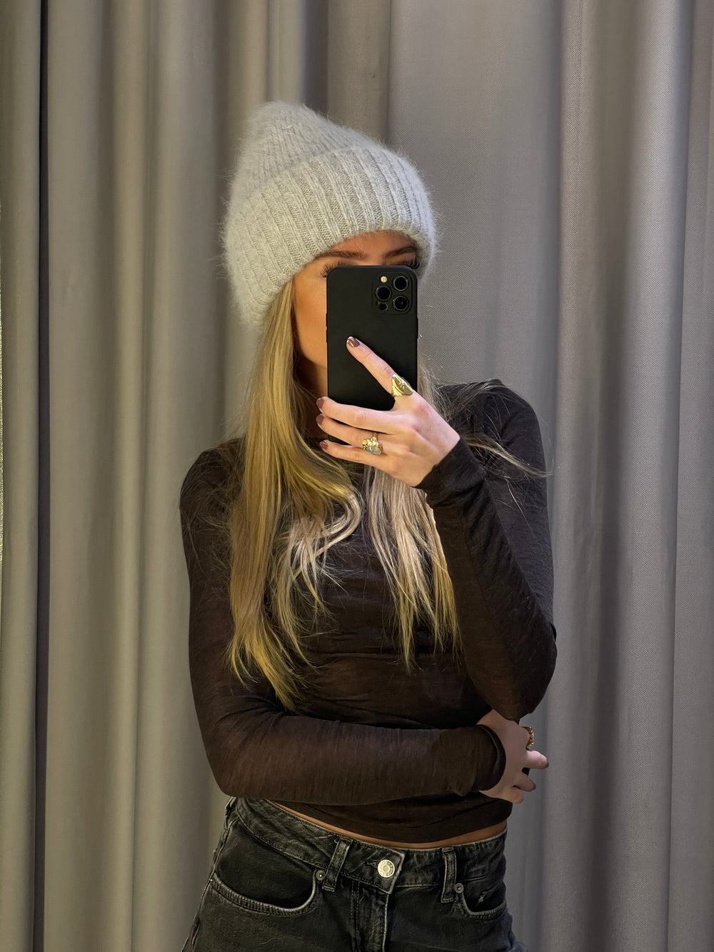 Fluffy beanie - Grey