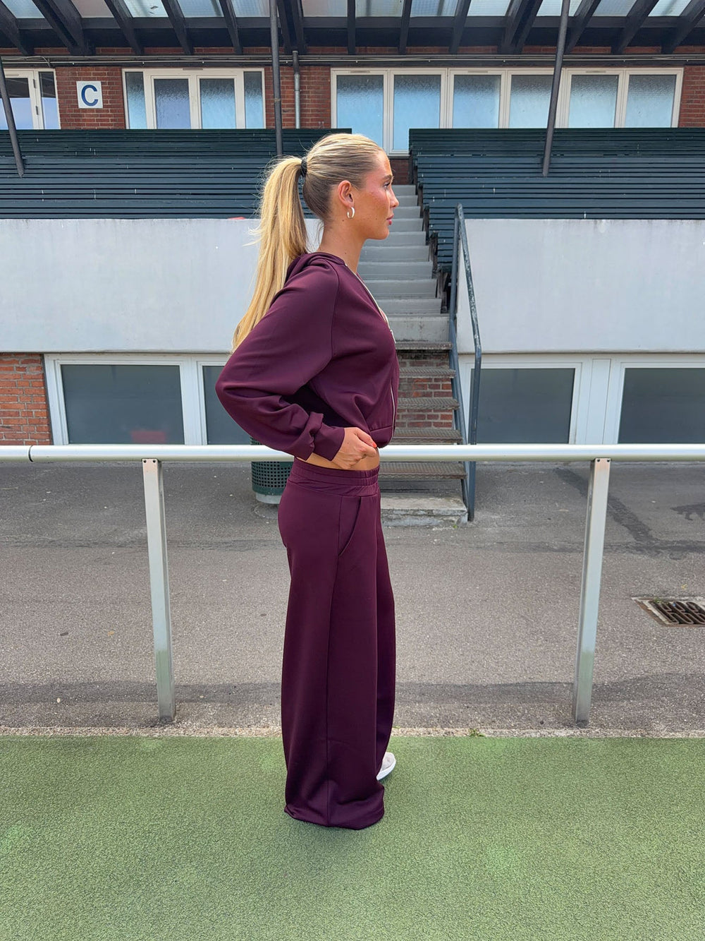 Kat sweatpants - Dark purple