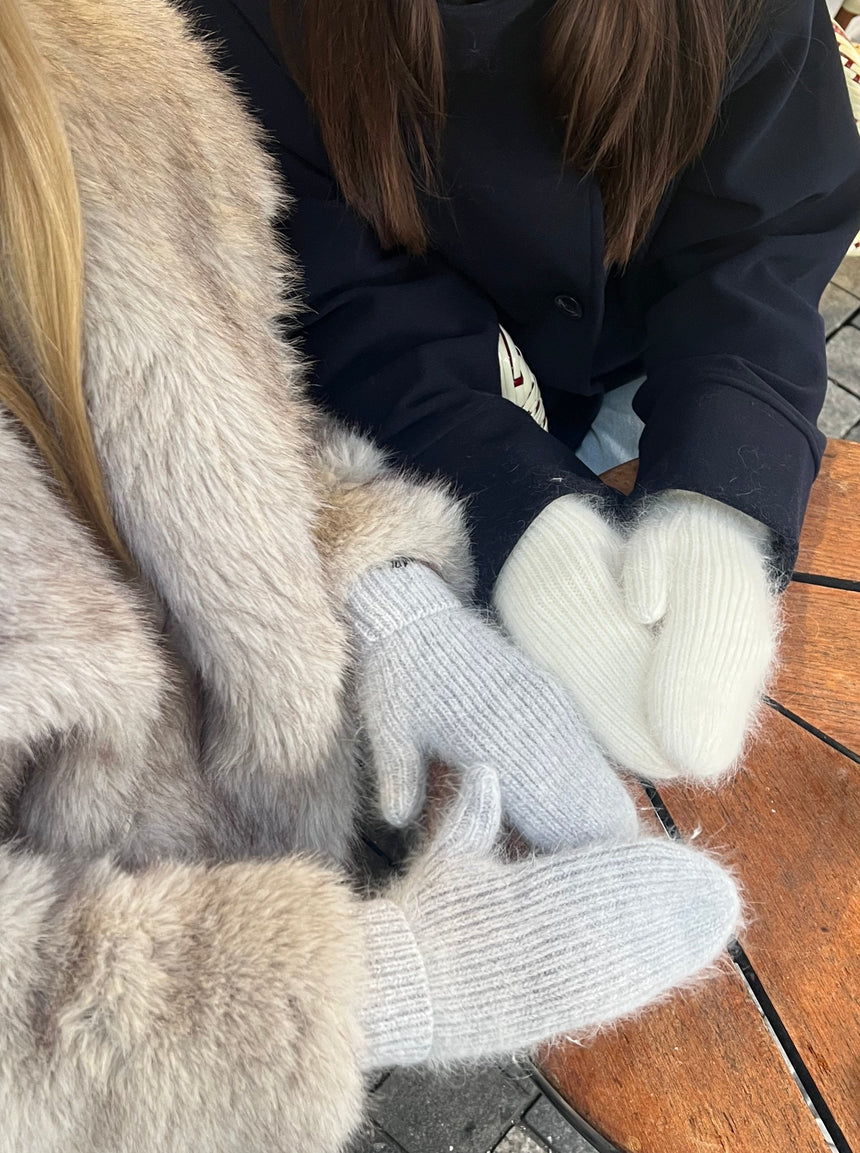 Fluffy mittens - Grey