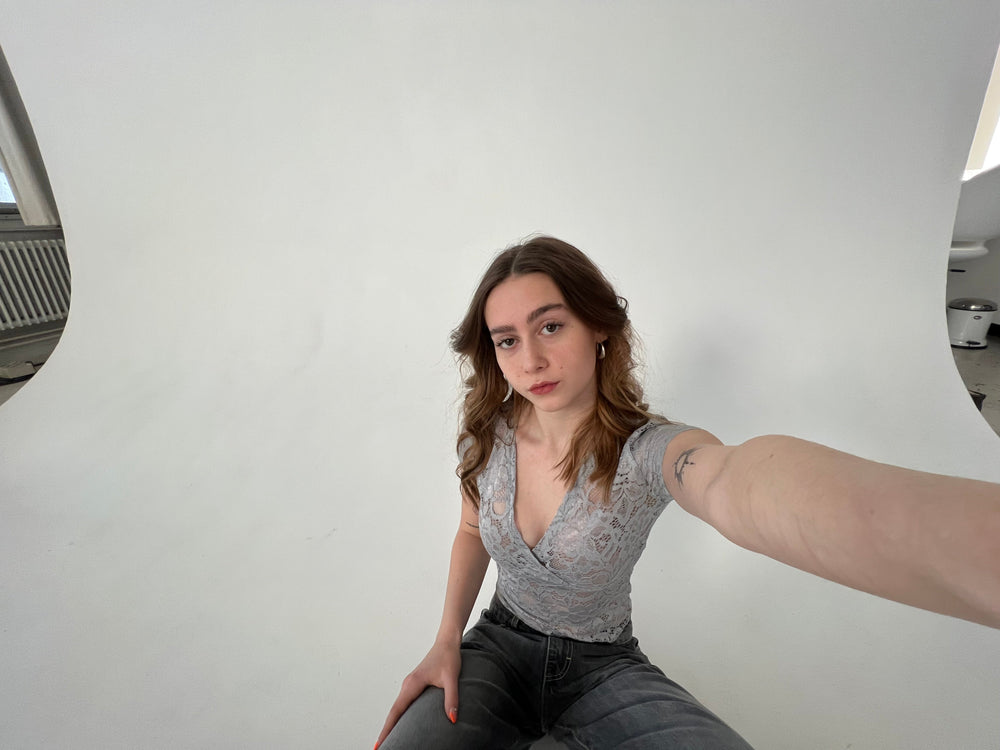 Bernadette lace top - Grey