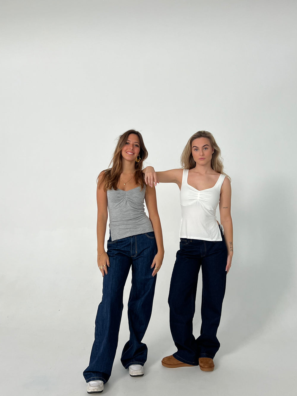 Nuna low waisted jeans - Dark denim