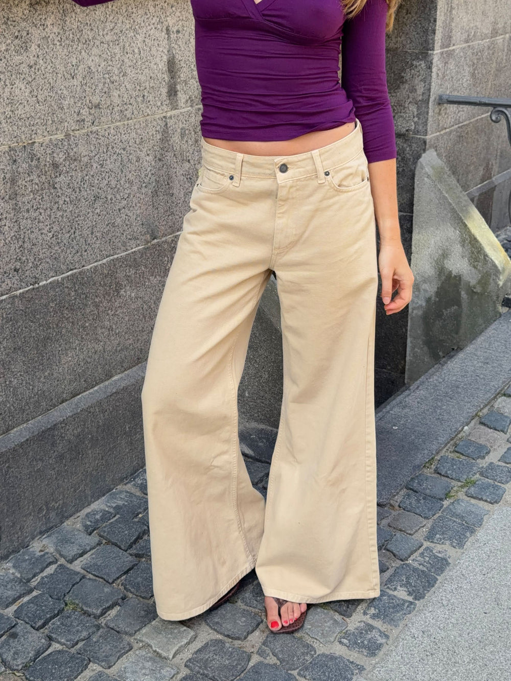 Johanne jeans with wide legs - Sand