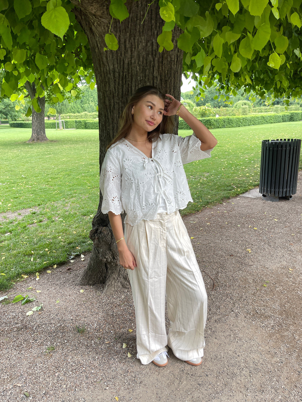 Birna trousers in linen blend - Cream