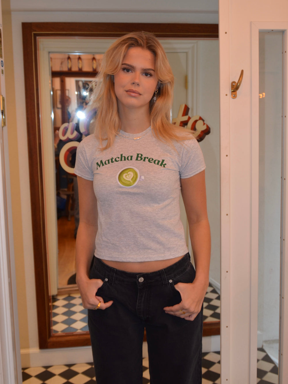 "Matcha break" baby tee - Grey