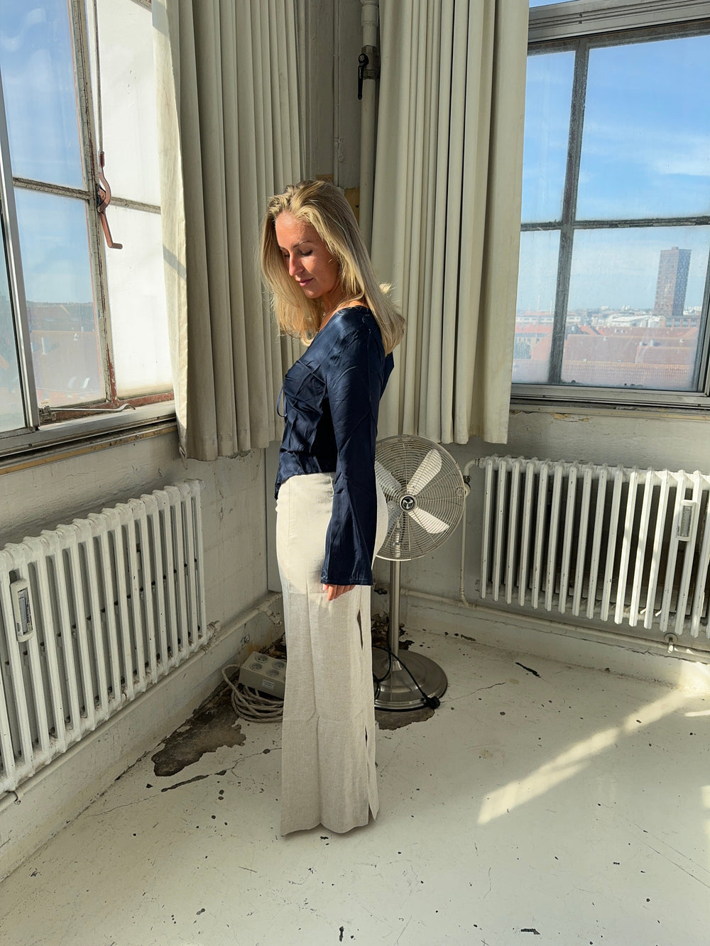 Denisi satin blouse - Navy