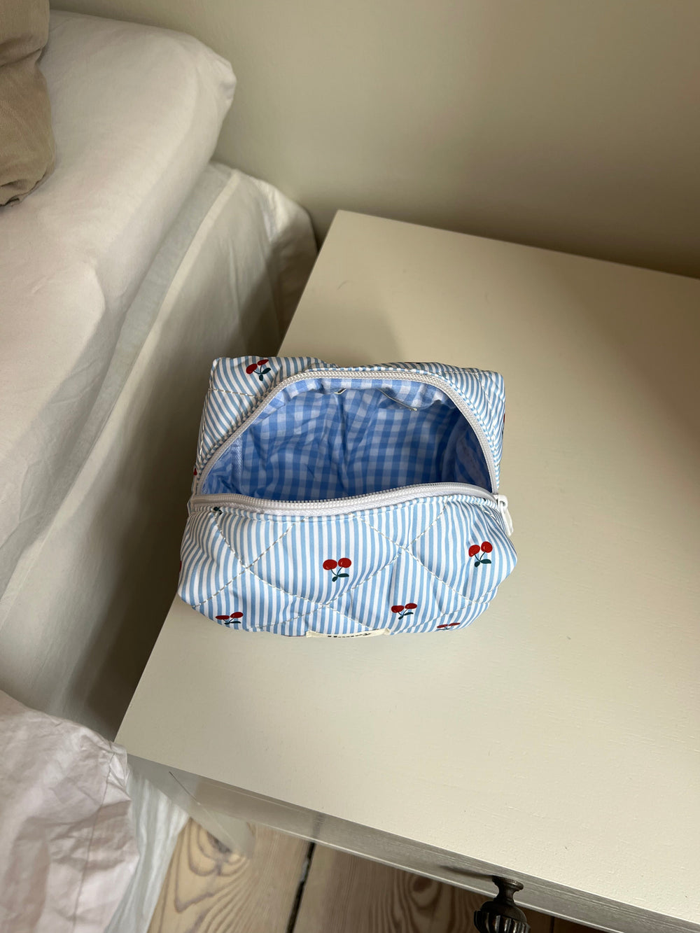 Honey small toiletry bag - Blue/white stripes with cherries