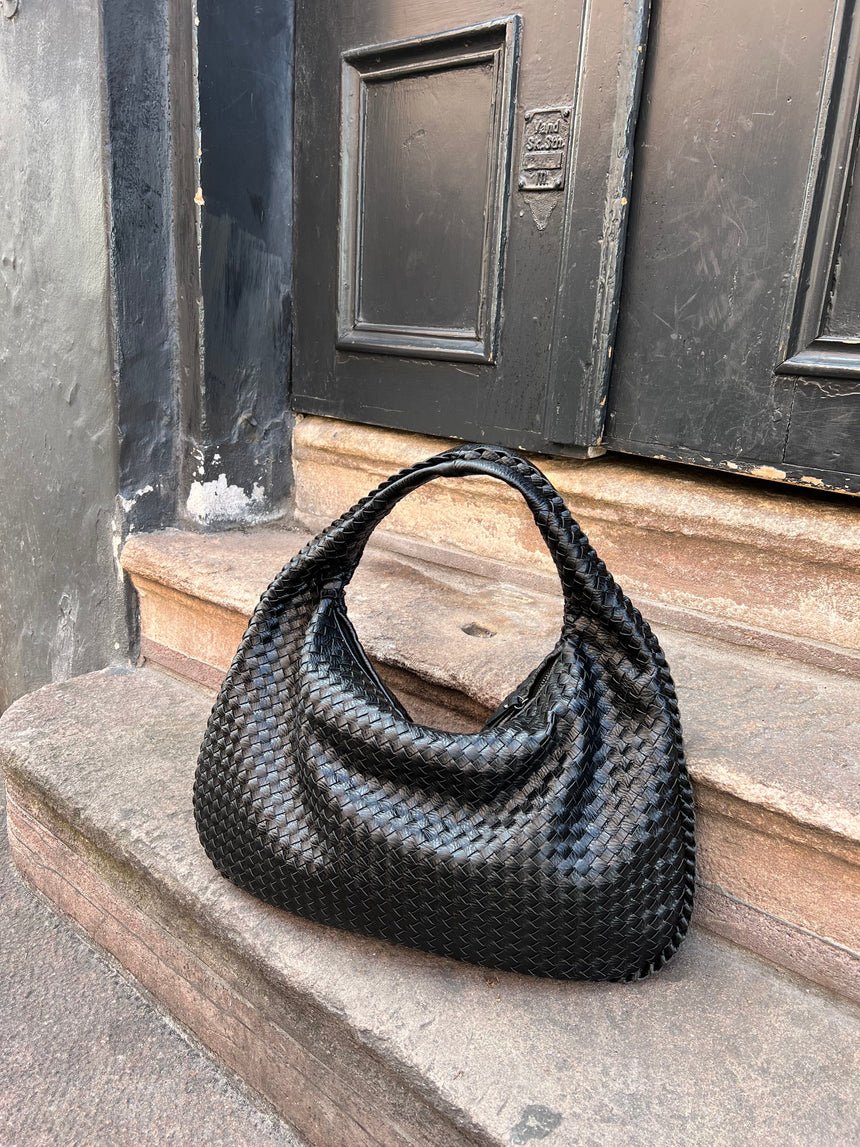 Musthave bag - black