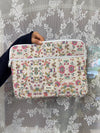 Honey computer sleeve - Off white med farverige blomster
