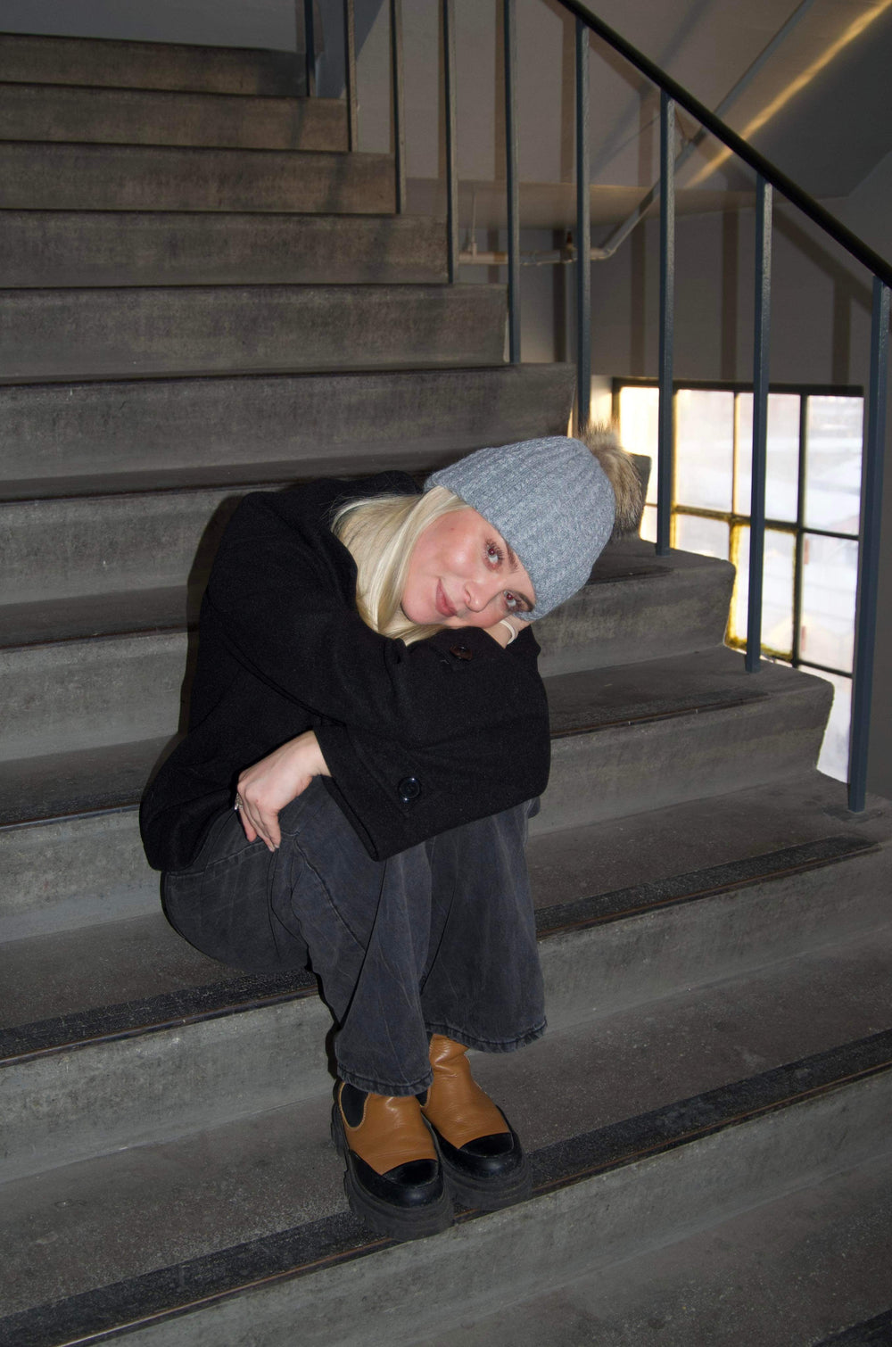 Cable knit beanie - Grey