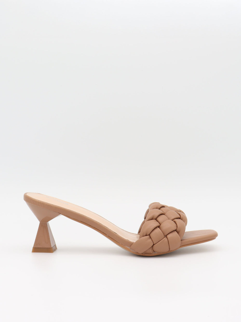 Yasmin woven mules – Beige