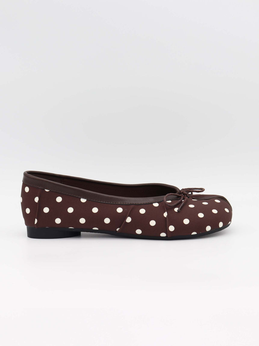 Tovea Split Toe Ballerina with Polka Dots - Brown/White
