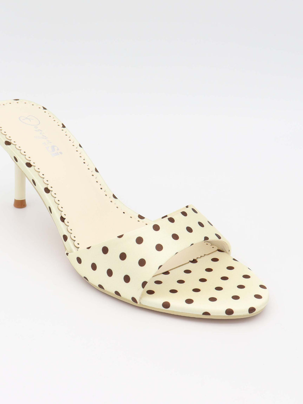 Dottie Mules - Cream/Brown