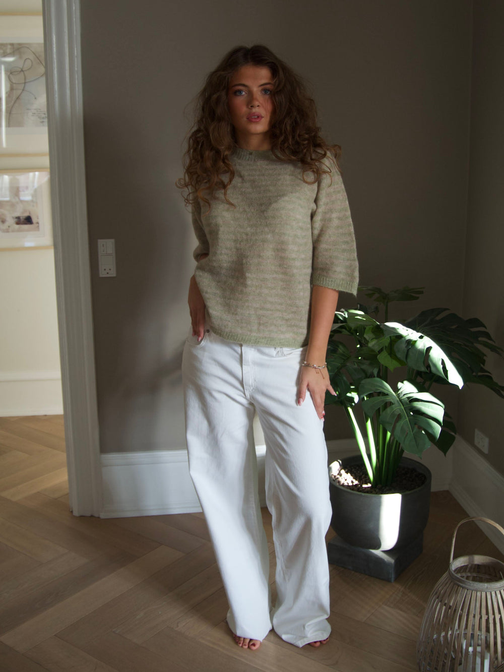 Almina knitted t-shirt with stripes - Green/beige