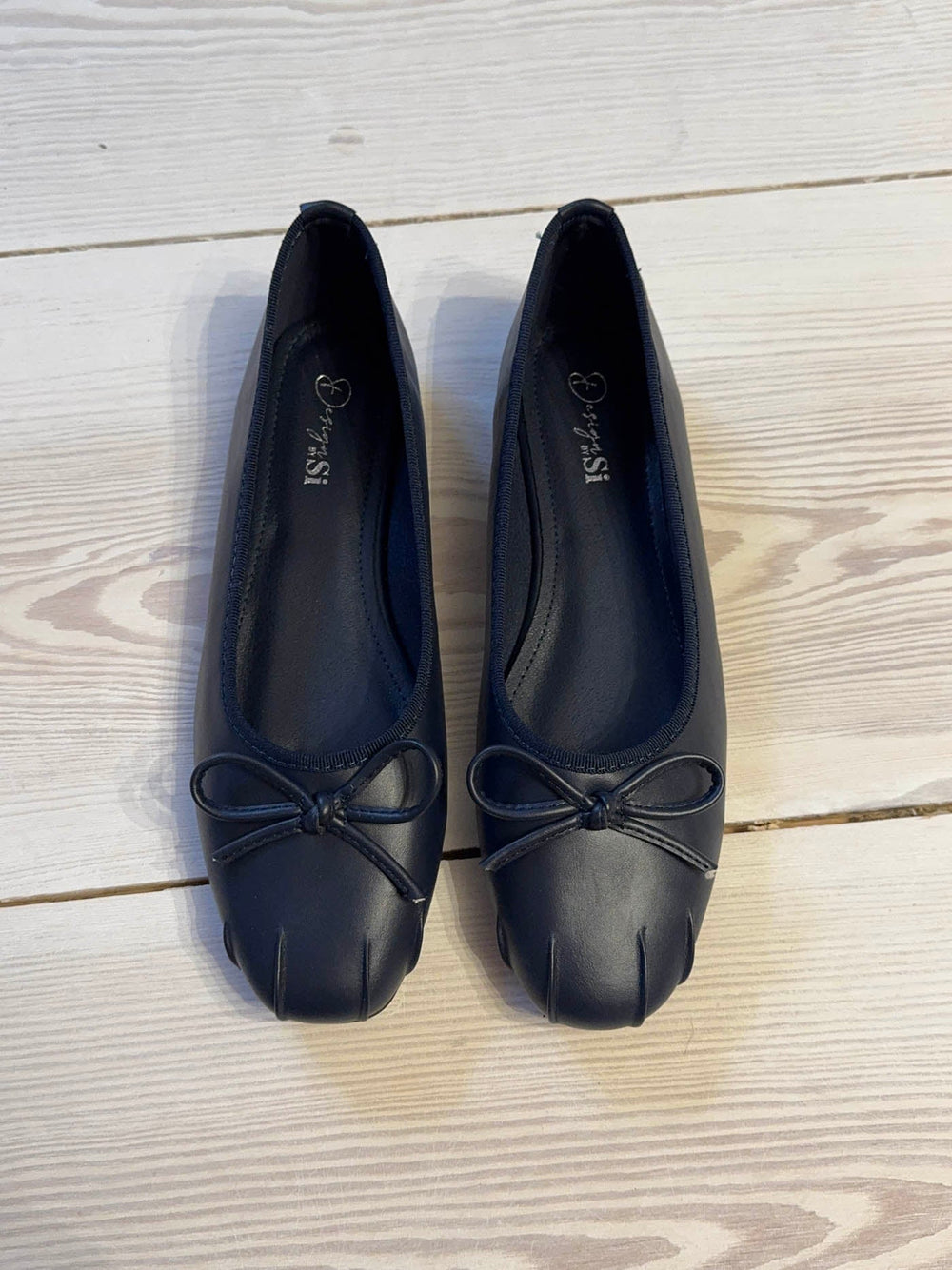 Eline ballerinas with detailing – Dark navy