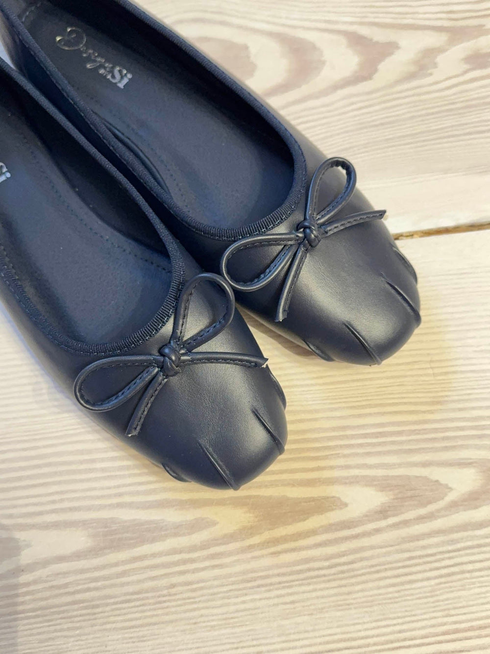 Eline ballerinas with detailing – Dark navy