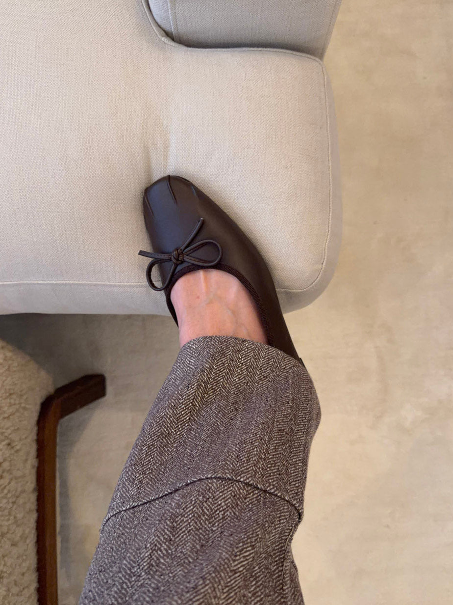 Eline ballerinas with detailing – Dark brown