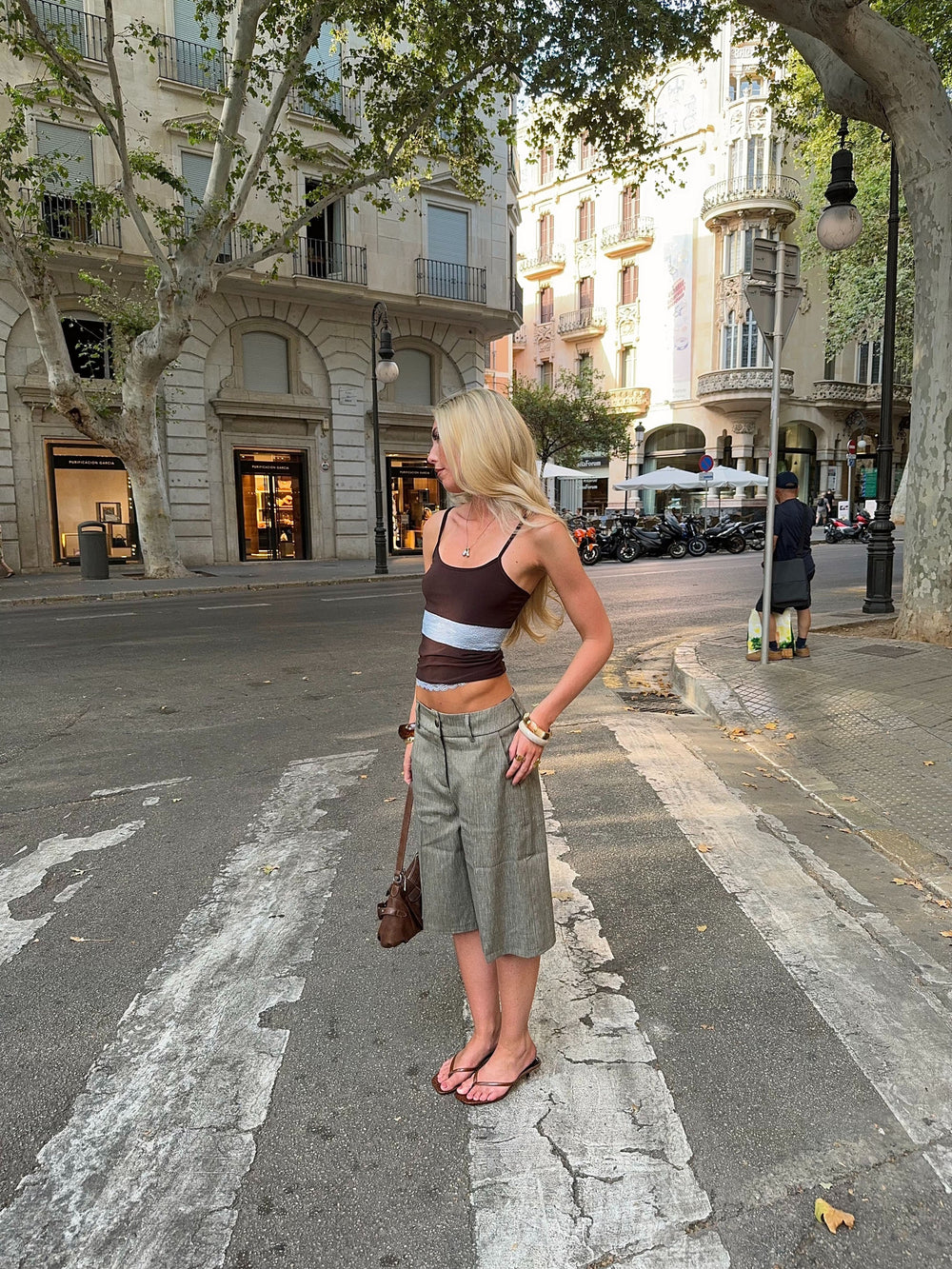 Nayaly bermuda shorts – Khaki