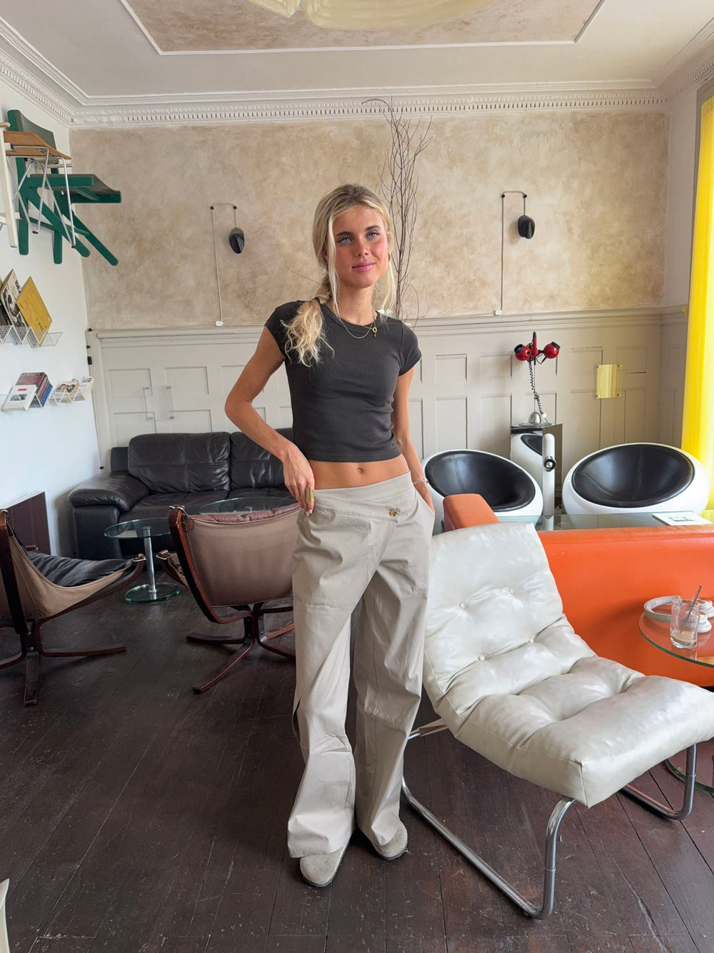 Lilyena pants with asymmetrical detail - Beige