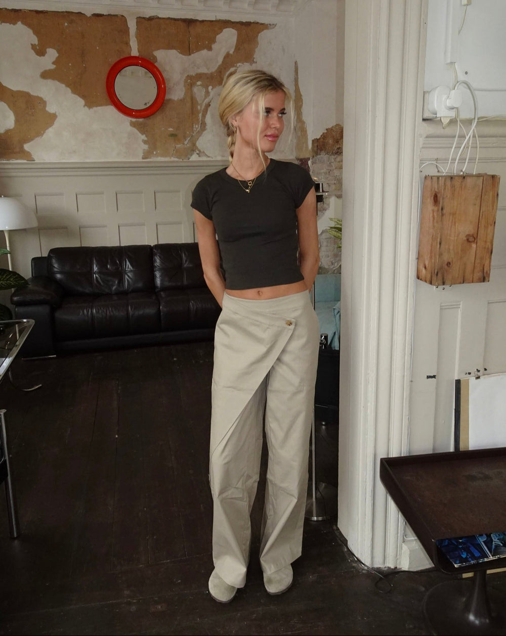 Lilyena pants with asymmetrical detail - Beige