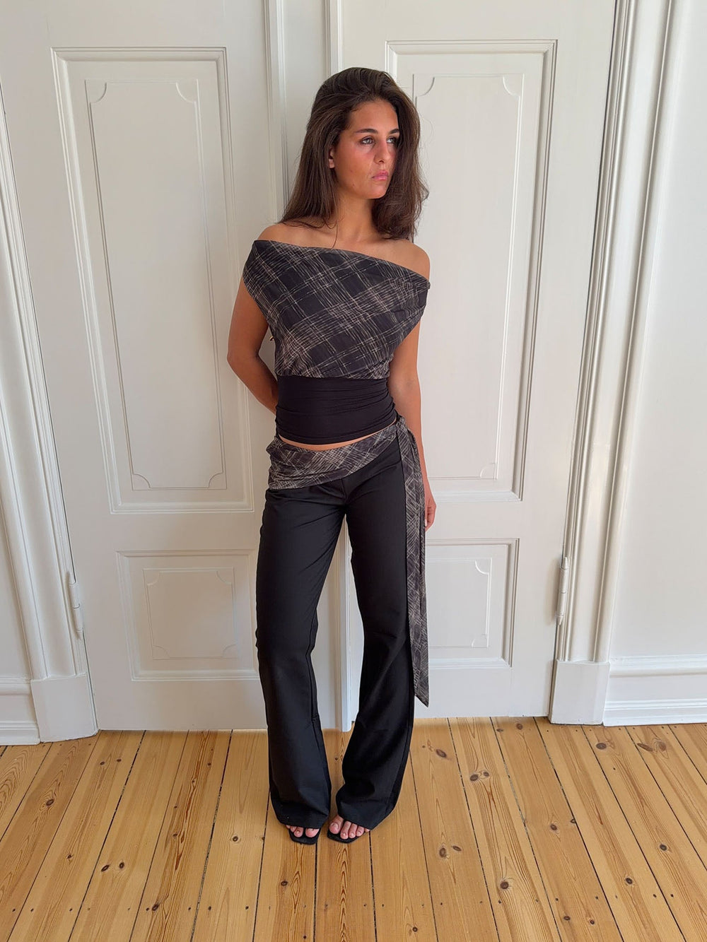 Lifina tie-waist trousers – Black