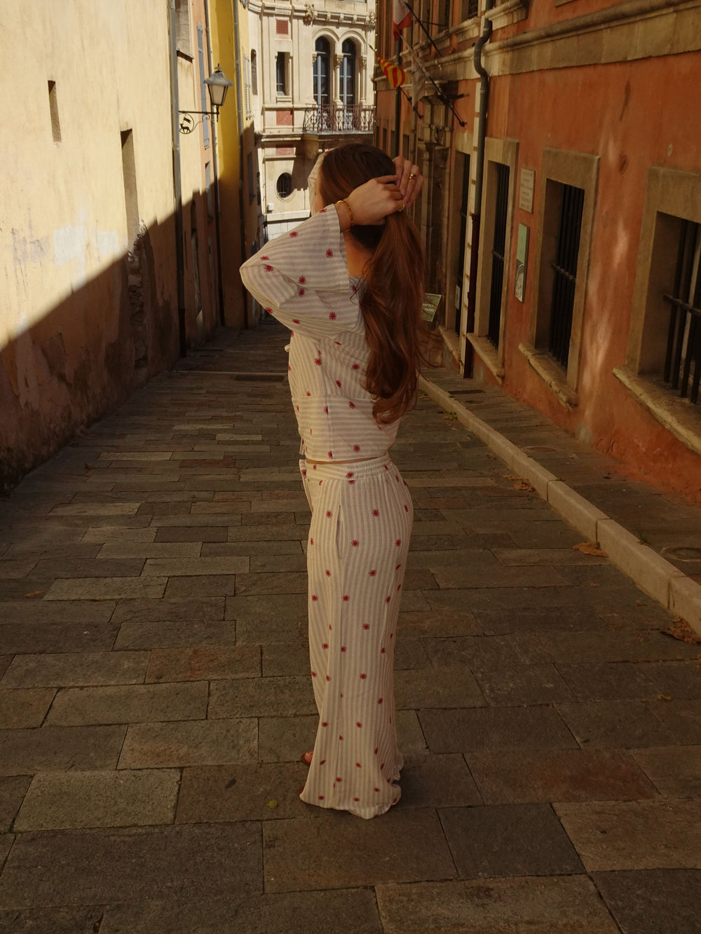 Mireille trousers with sun pattern – Beige/red