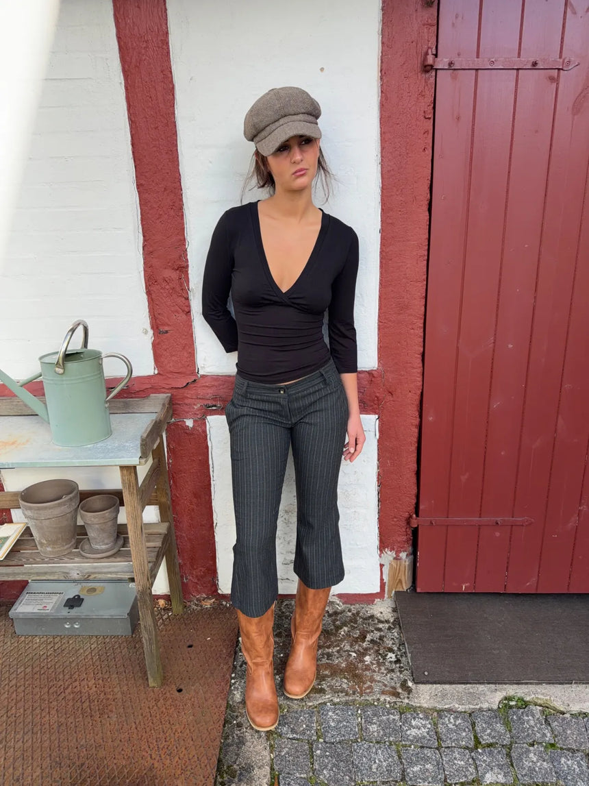 Kayana capri pants with stripes - Dark grey