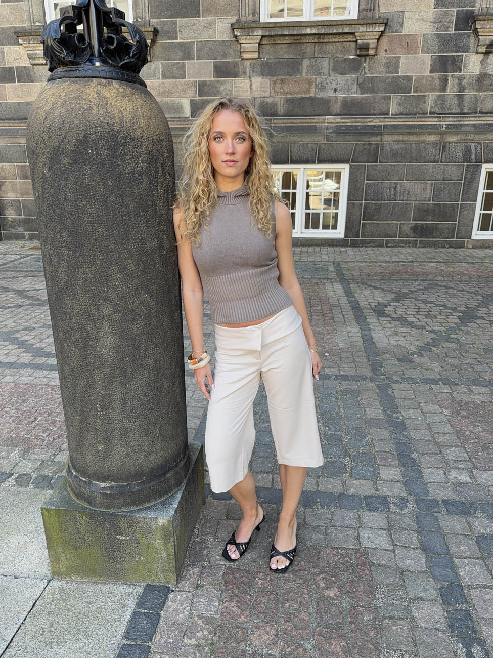 Calsia capri pants - Beige