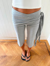 Scandivv capris with tie detail - Grey