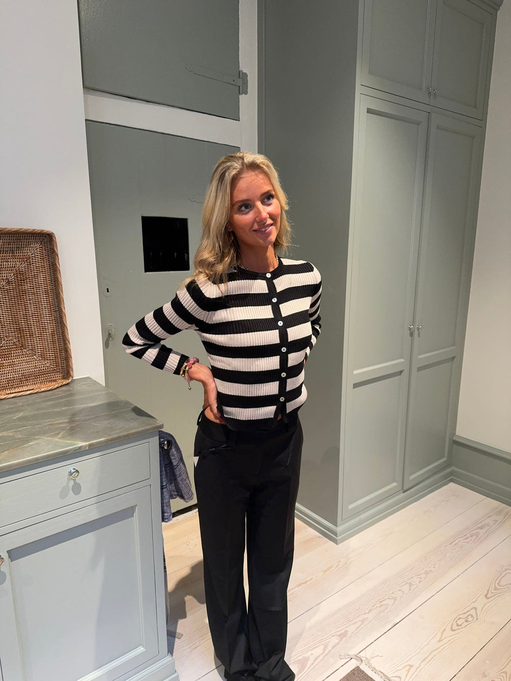 Layla striped cardigan - black/beige