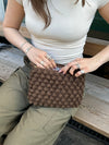 Crocheted clutch – Brown