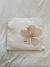 Honey computer sleeve – White with beige flower