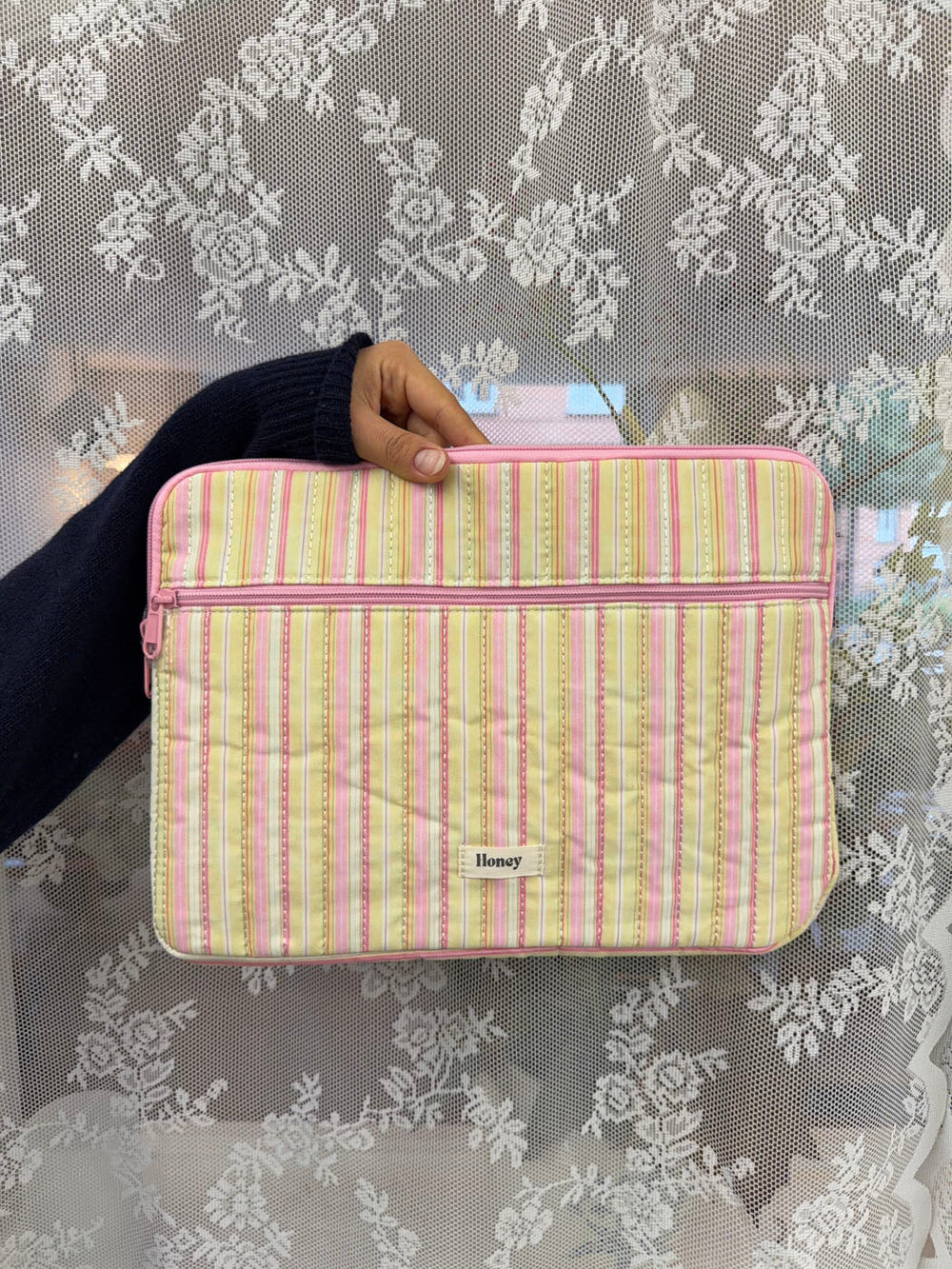 Honey computer sleeve - Pink med lyse gule striber