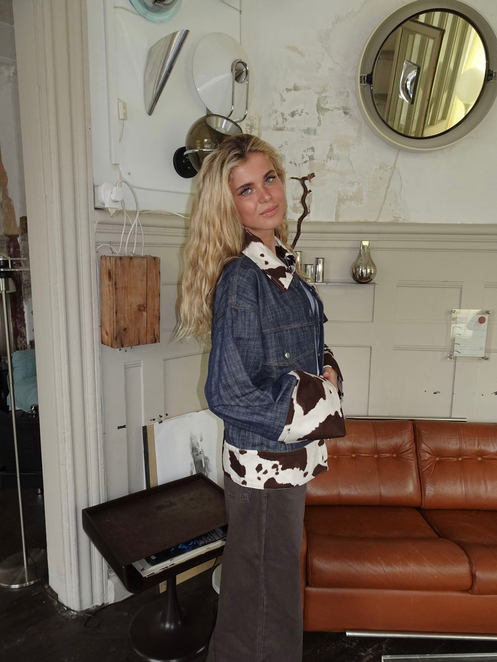 Suiva denim jacket with cow print – Blue/brown/white