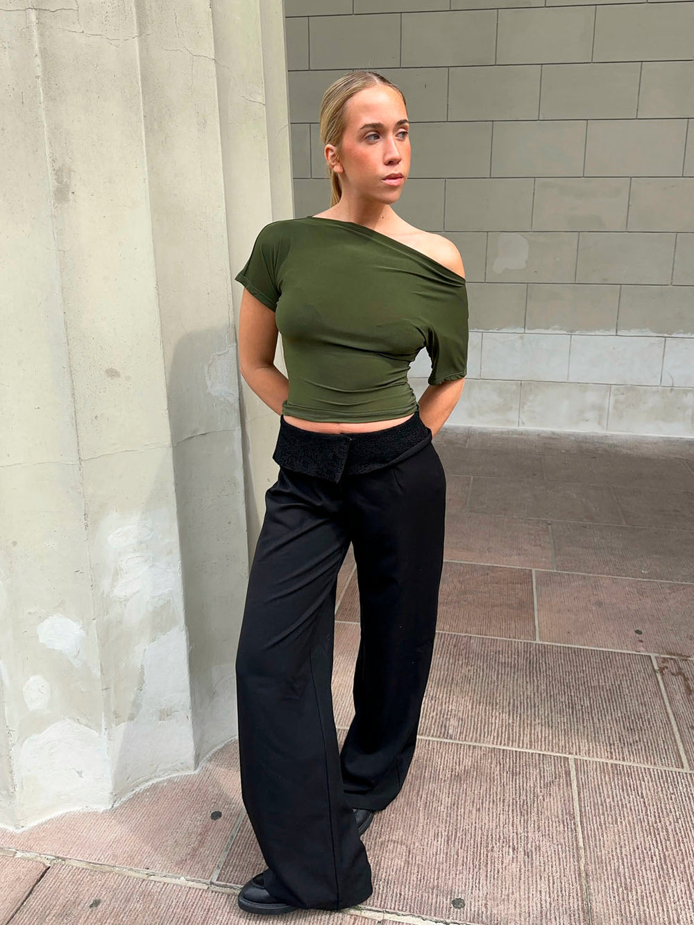Florine fitted t-shirt – Khaki